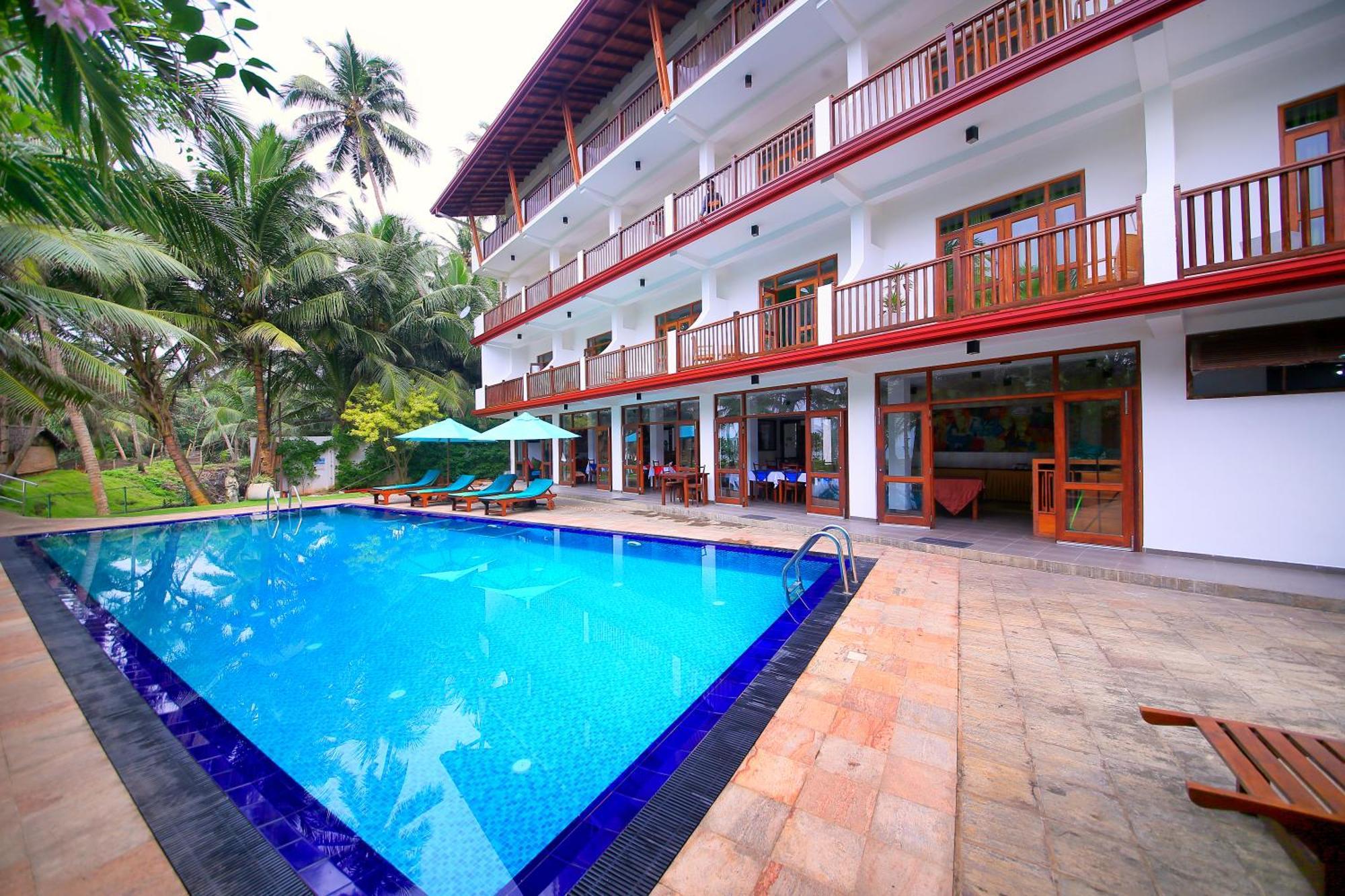 Rockside Beach Resort ベントータ エクステリア 写真