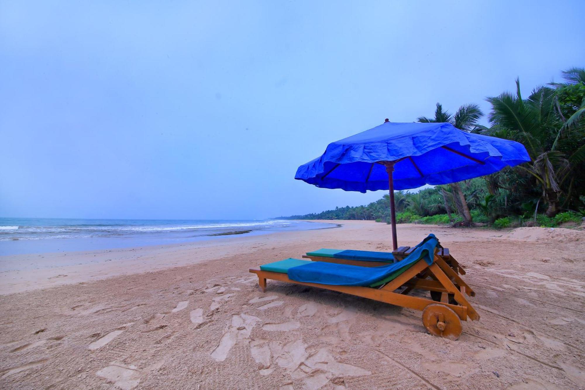 Rockside Beach Resort ベントータ エクステリア 写真