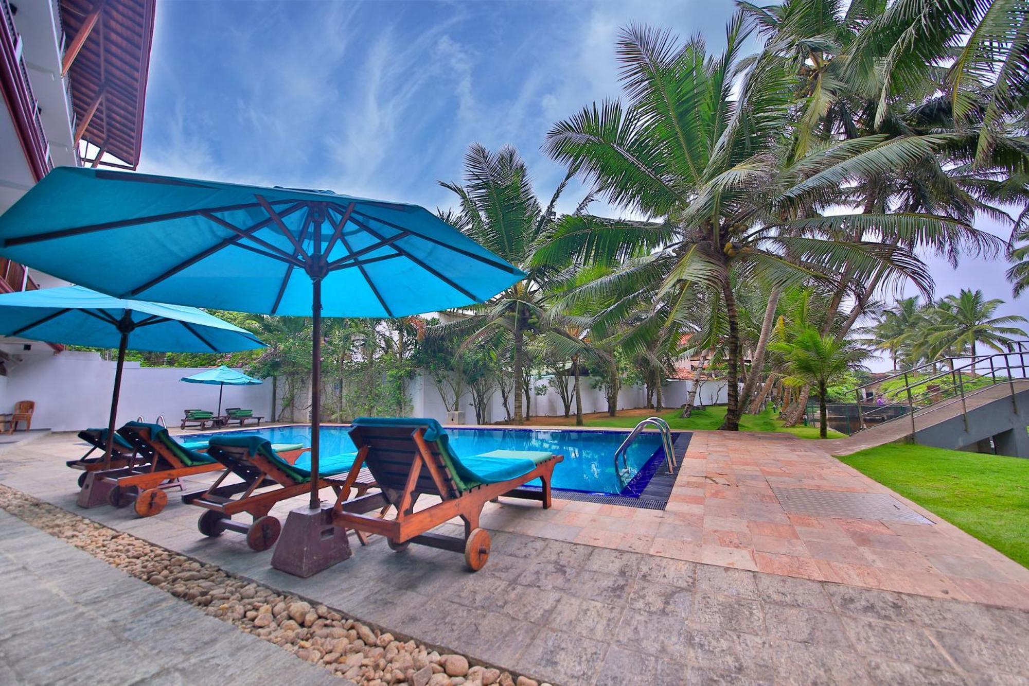 Rockside Beach Resort ベントータ エクステリア 写真