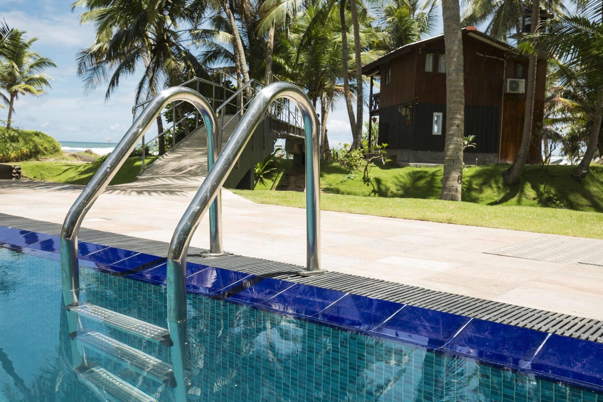 Rockside Beach Resort ベントータ エクステリア 写真